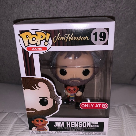 Vaulted New in Box 2019 Jim Henson holding Ernie Target Exclusive Funko Pop - Picture 2 of 7
